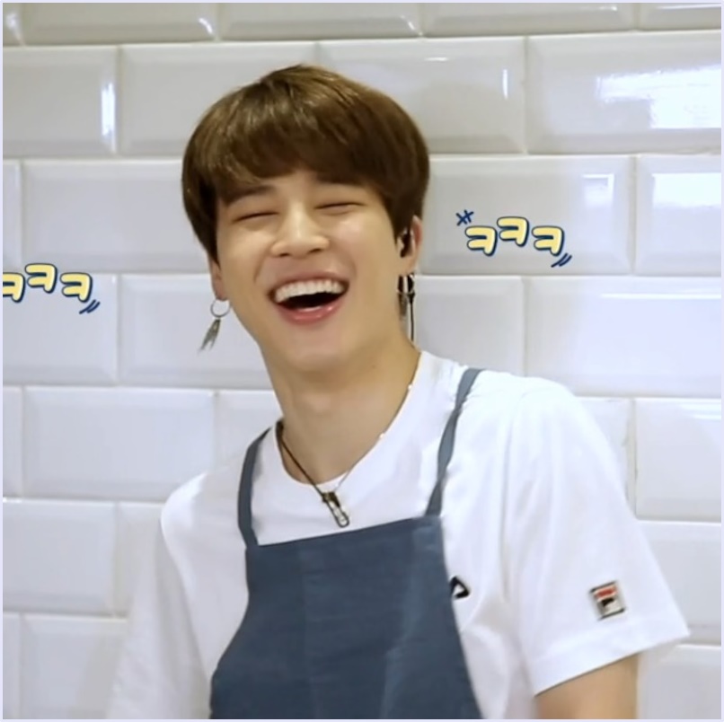 【画像】BTSジミンのすっぴんと赤ちゃん時代を比較！寝る時のクセも変わらない？